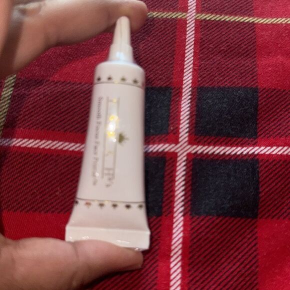 F.A.R.A.H Smooth Focus Face Primer NEW - Picture 2 of 4